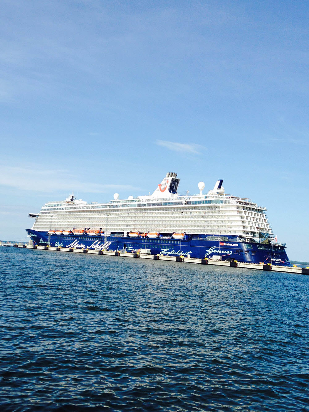 Bordlektor auf "Mein Schiff 4" TUI Cruises